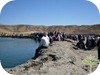 همکیشان و هم میهنان در کنار دریاچه آذرگشسب